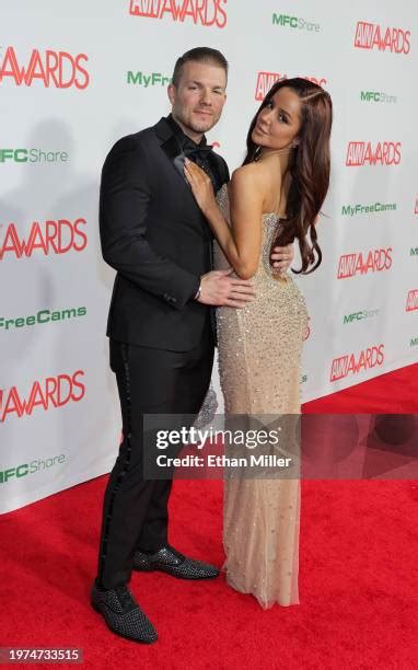 vanna bardot iafd|39th AVN Awards .